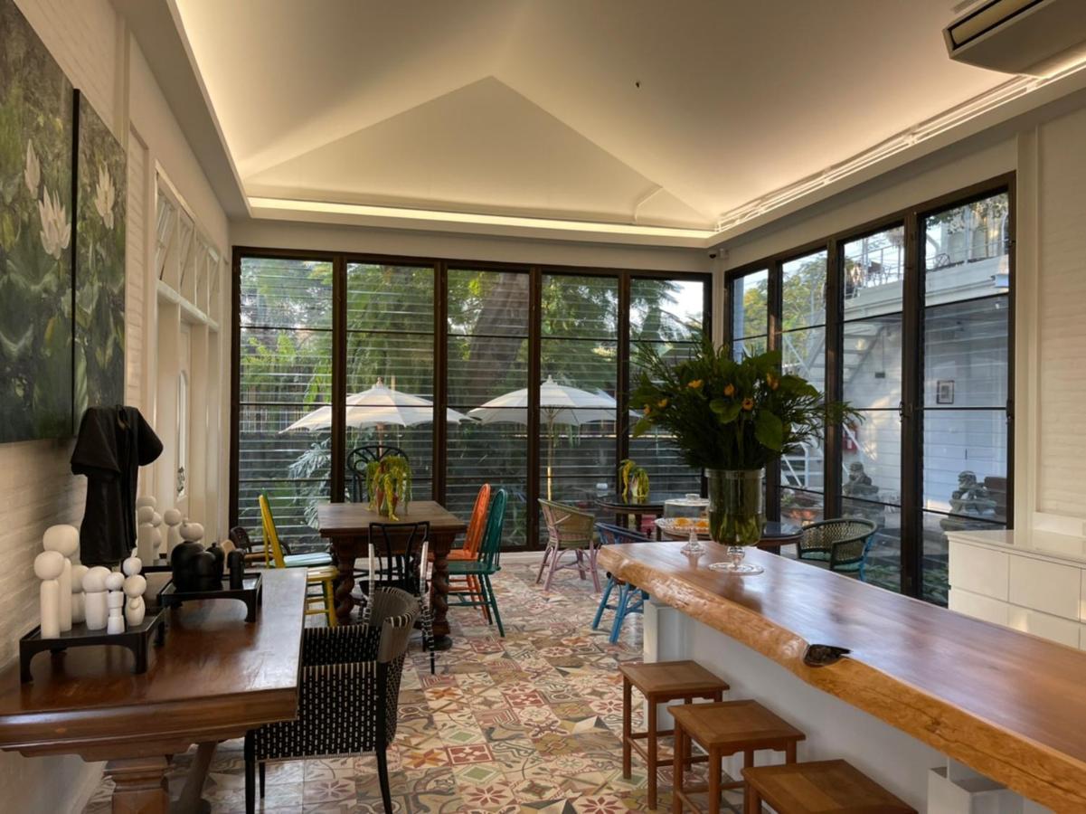 雅丽特内芒住宿加早餐旅馆 清邁 外观 照片